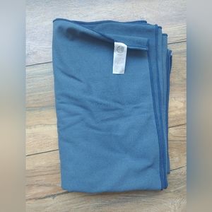 💙 Manduka Equa Yoga Mat Towel Standard Length- Midnight